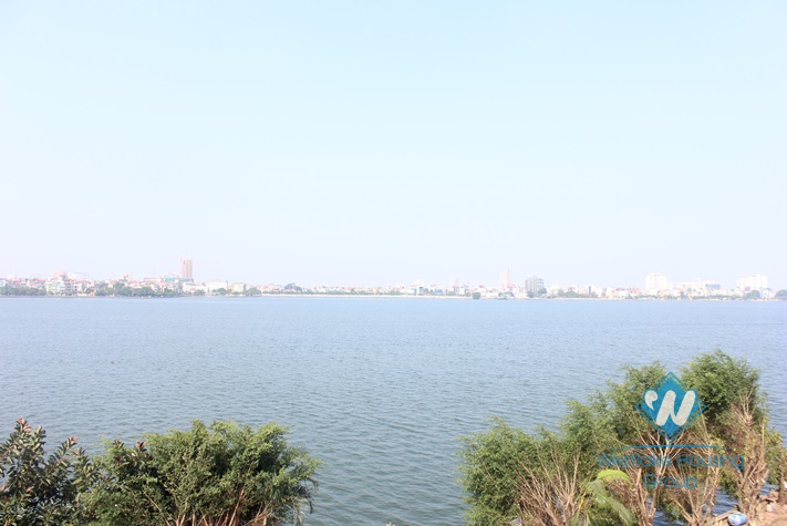 2 bedrooms apartment for lease in Dang Thai Mai street, Tay Ho, Hanoi